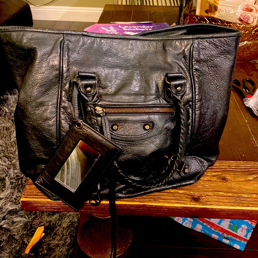 balenciaga leather bag
